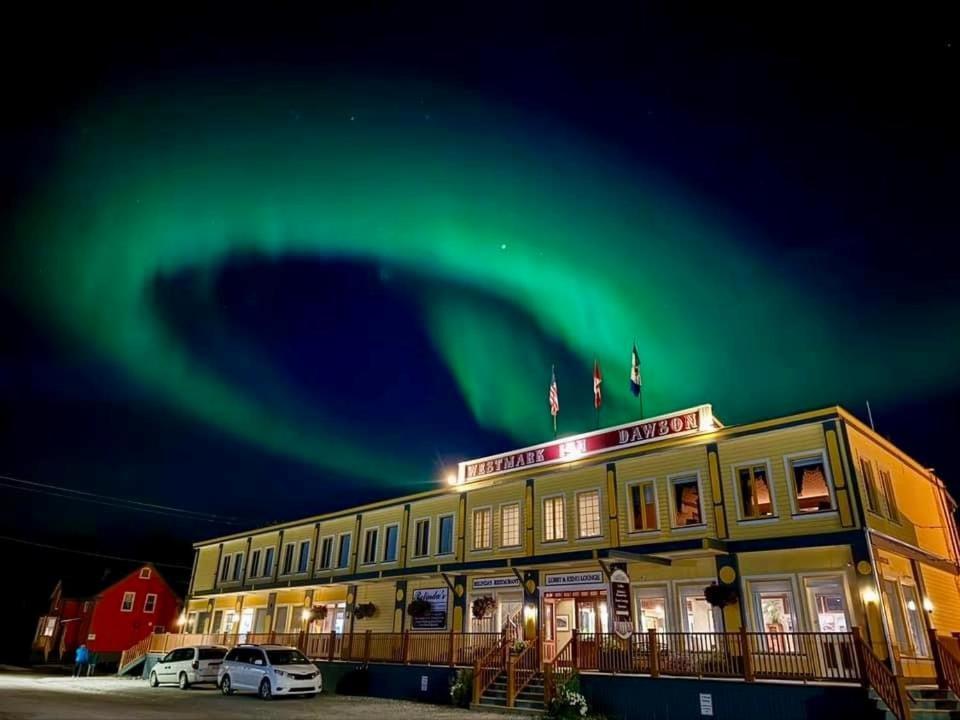 Holland America Dawson City Inn Exteriér fotografie