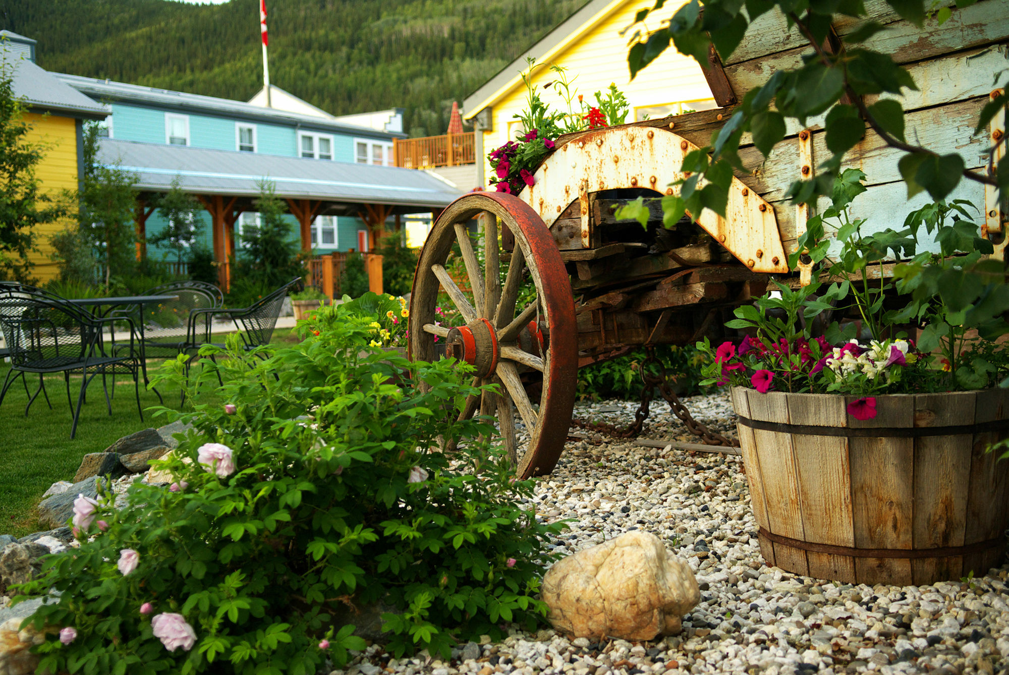 Holland America Dawson City Inn Exteriér fotografie